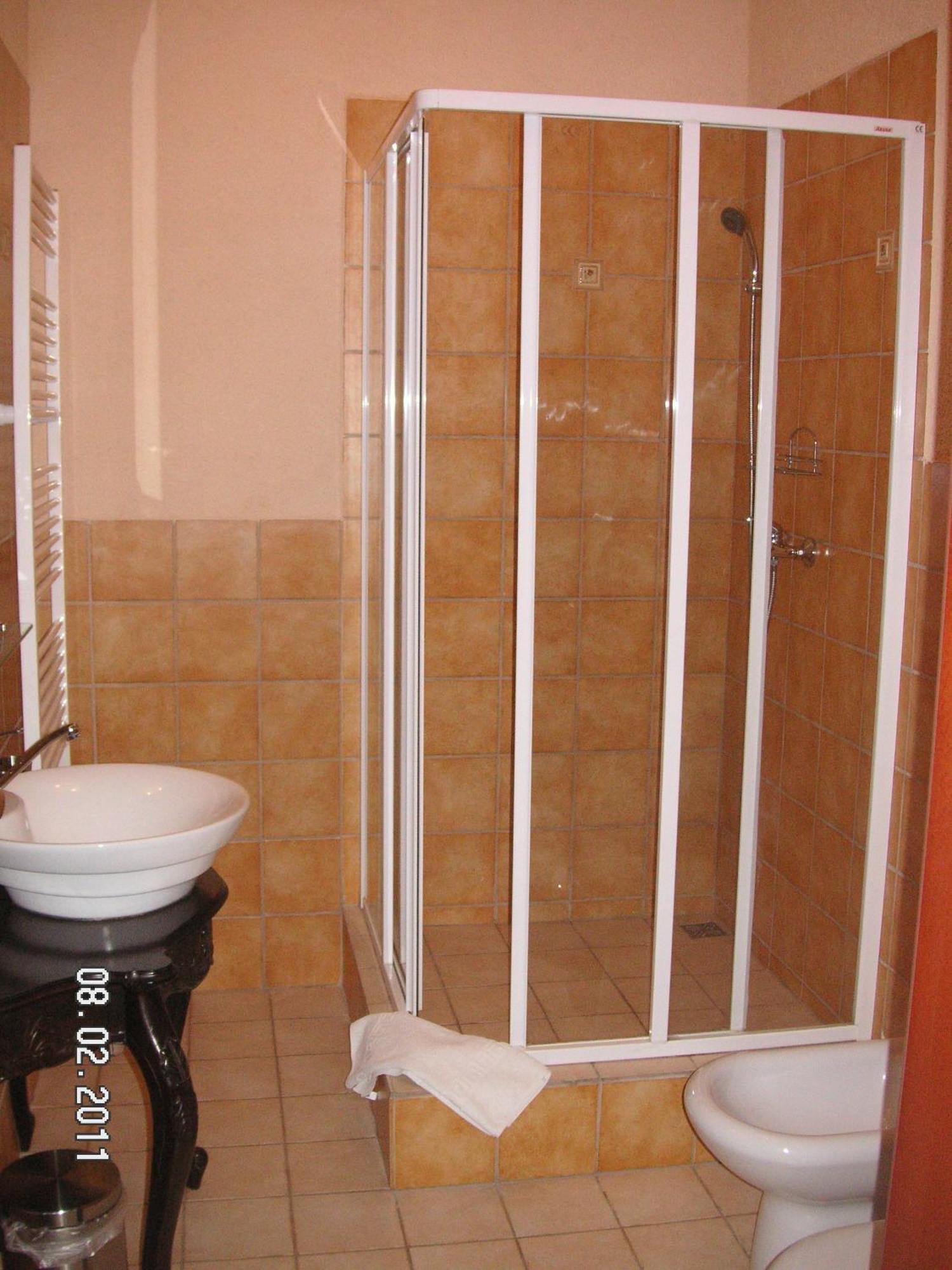 אוסטרבה Hotel Na Kafkove מראה חיצוני תמונה