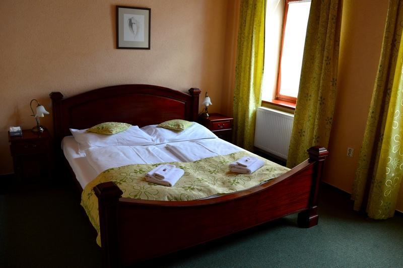 אוסטרבה Hotel Na Kafkove מראה חיצוני תמונה