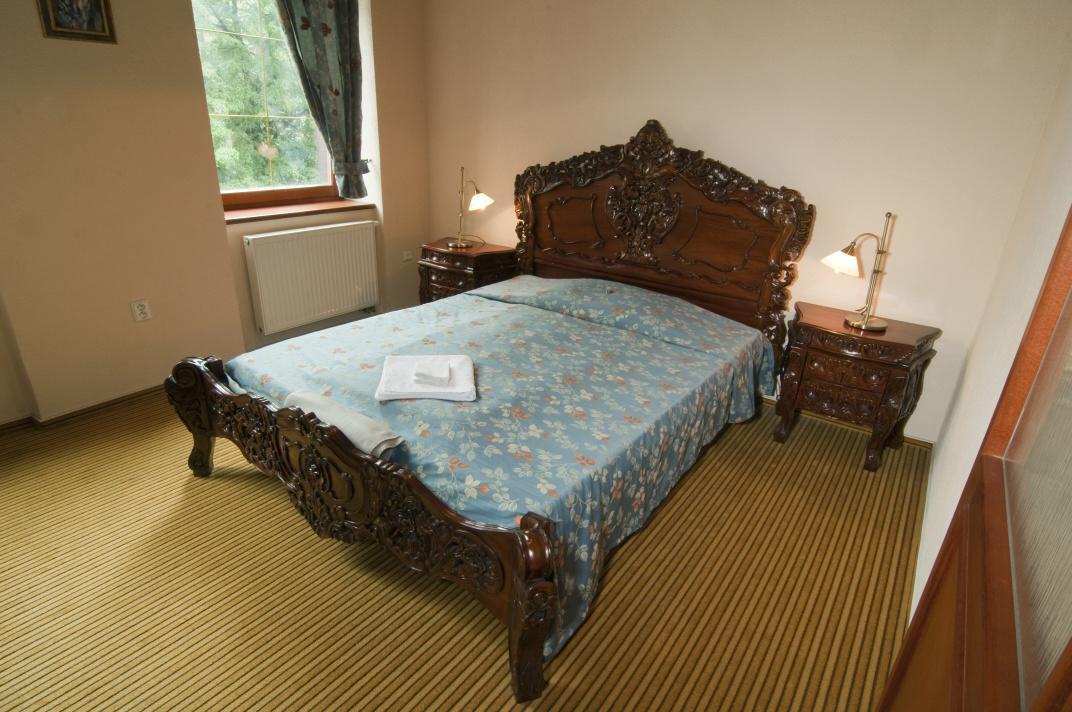 אוסטרבה Hotel Na Kafkove מראה חיצוני תמונה