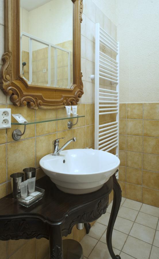 אוסטרבה Hotel Na Kafkove מראה חיצוני תמונה