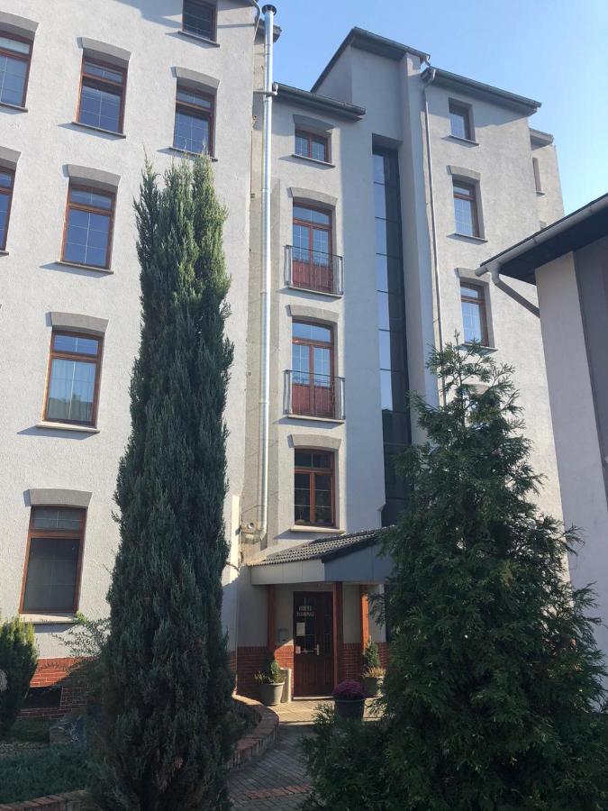 אוסטרבה Hotel Na Kafkove מראה חיצוני תמונה